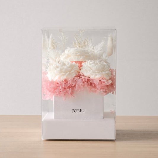 The Aura Collection | Dried Flower & Candle Box in Blush Bloom