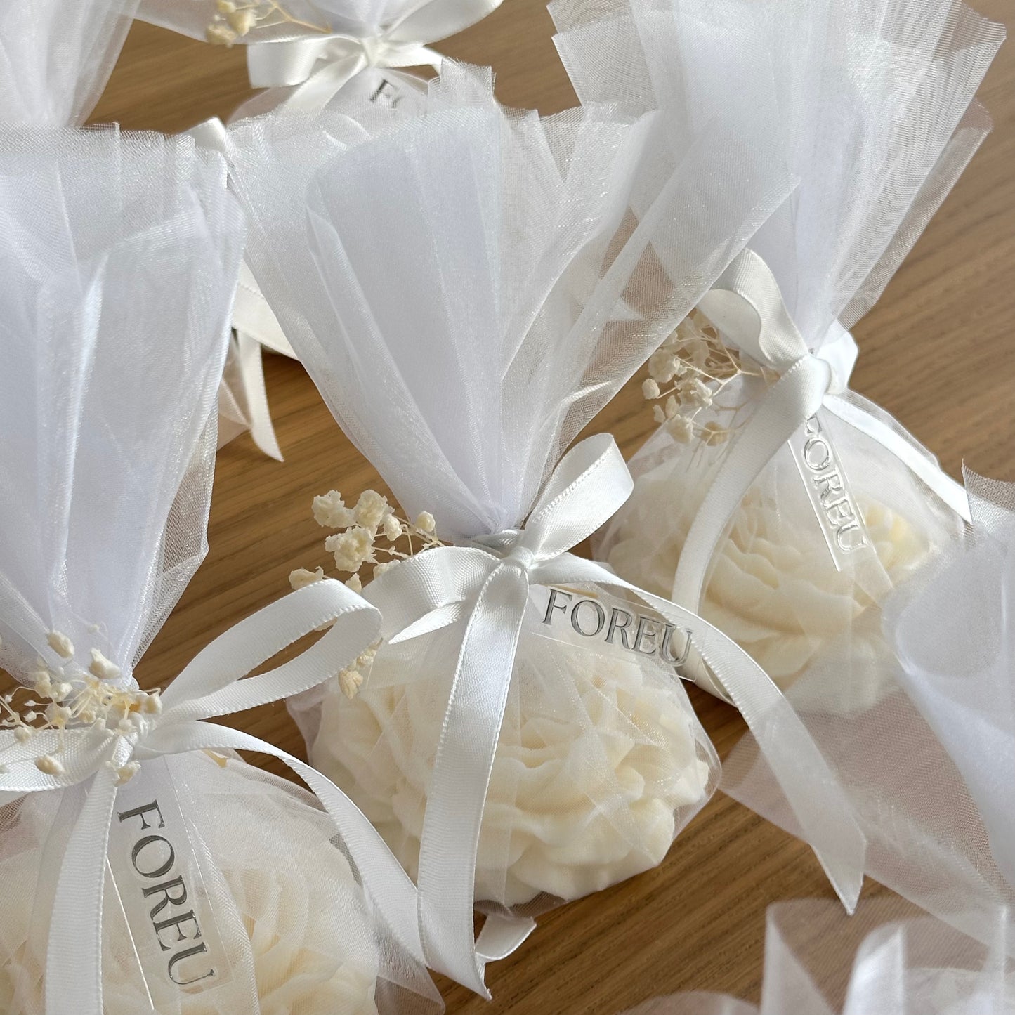 [MADE TO ORDER] Elegant Wedding Candle Favours, Peony Flower Candle, Bridal Shower Favours