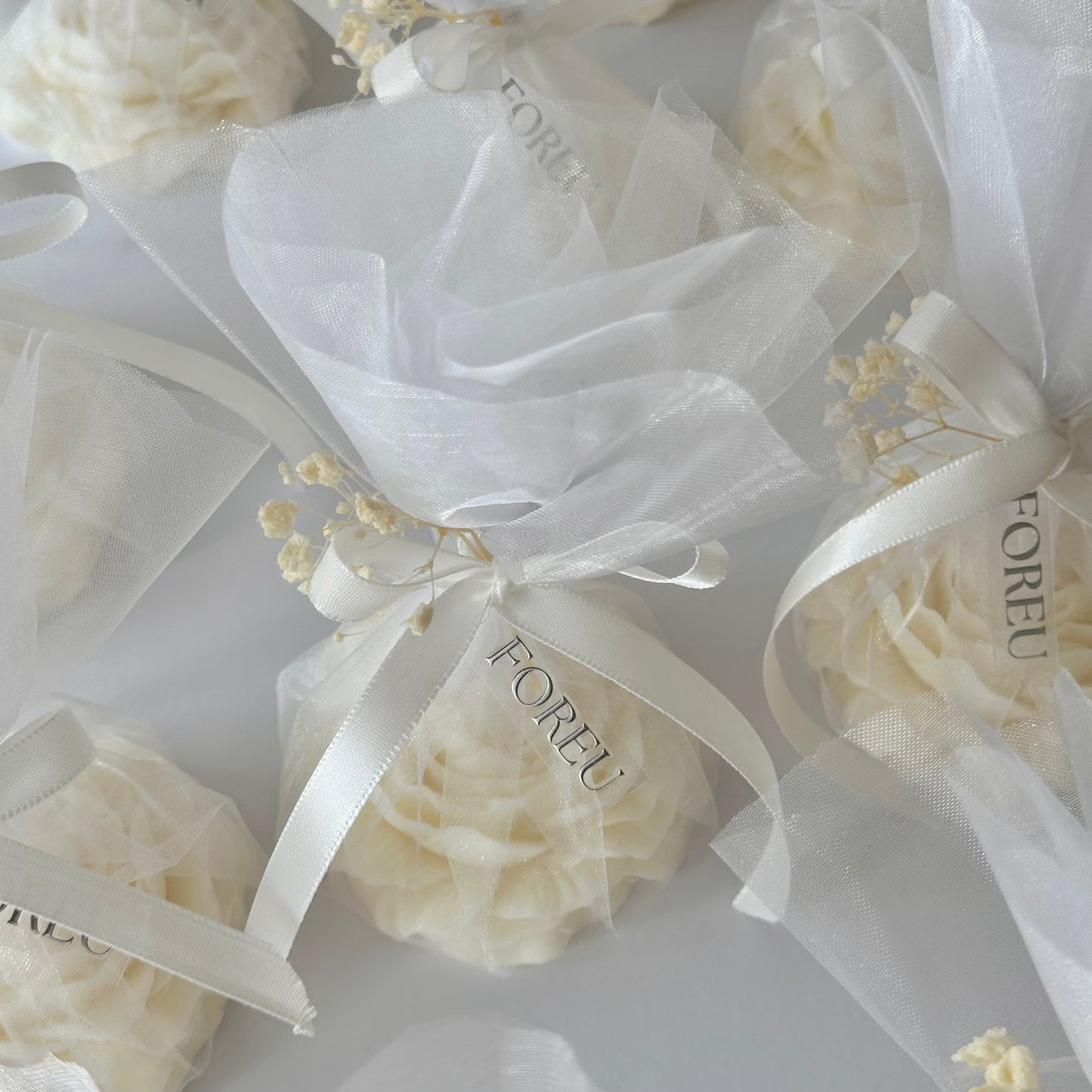[MADE TO ORDER] Elegant Wedding Candle Favours, Peony Flower Candle, Bridal Shower Favours